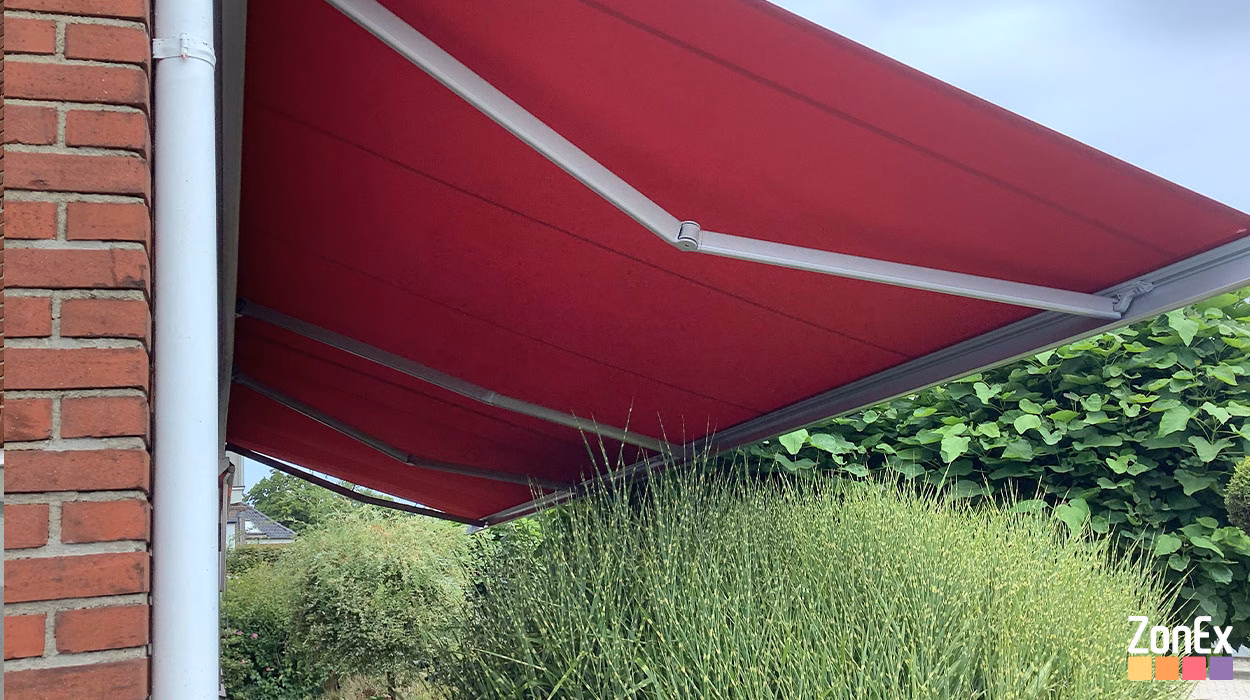 Woning in Beckum XXL zonnescherm 9 meter