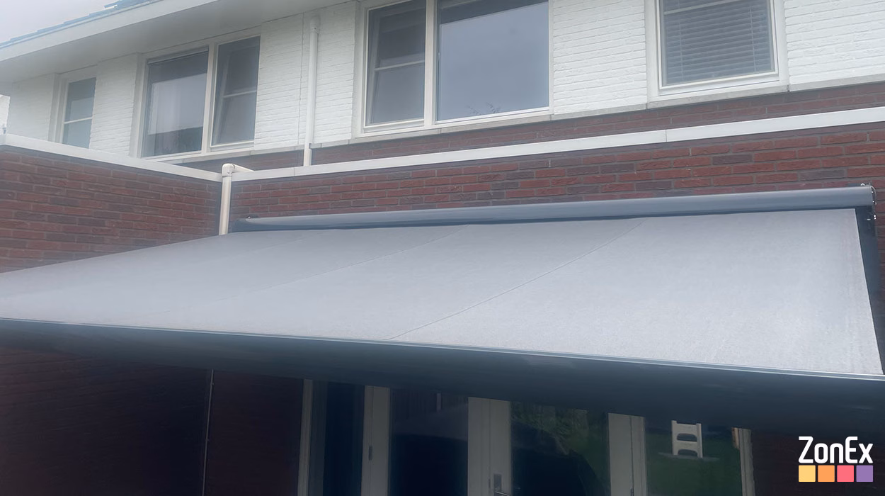 ZONEX ENSCHEDE 2025 zomer knikarmscherm ORLANDO zonnescherm