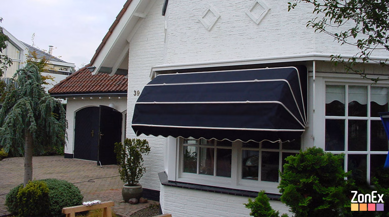 Vrijstaande woning met markiezen klassieke stijl