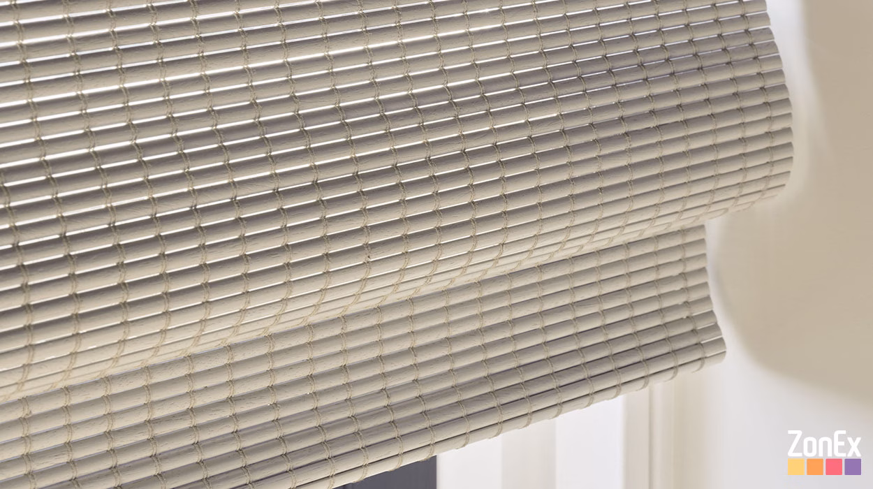 Bamboe rolgordijn geweven hout kleur 808 schelpen offwhite in japandi woonstijl, showroom ZonEx Enschede