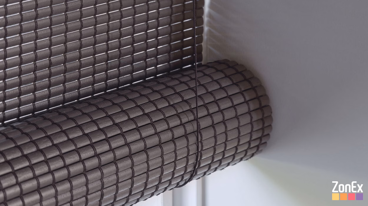 Roll up bamboe rolgordijn geweven hout kleur 810 koffie bruin offwhite in bold coffee woonstijl, showroom Enschede